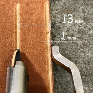 Pro Stitching Groover (Includes: Blade/ Small spoon/ Allen key)